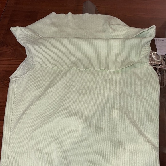 Jillian Jones off shoulder mint green tie cut out bottom sweater NWT - Picture 2 of 4